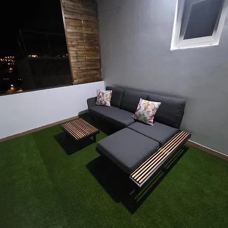 El Balcon De San Nicolas Apartment *